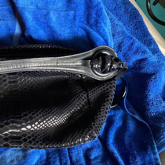 DUE FRATELLI  Black Patent Leather hobo shoulder bag - Picture 7 of 10